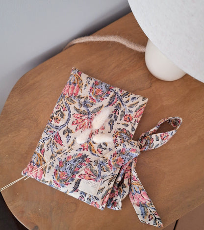 Pochette à Livre artisanale - Protège-livre matelassé, fait main, format poche ou broché au choix