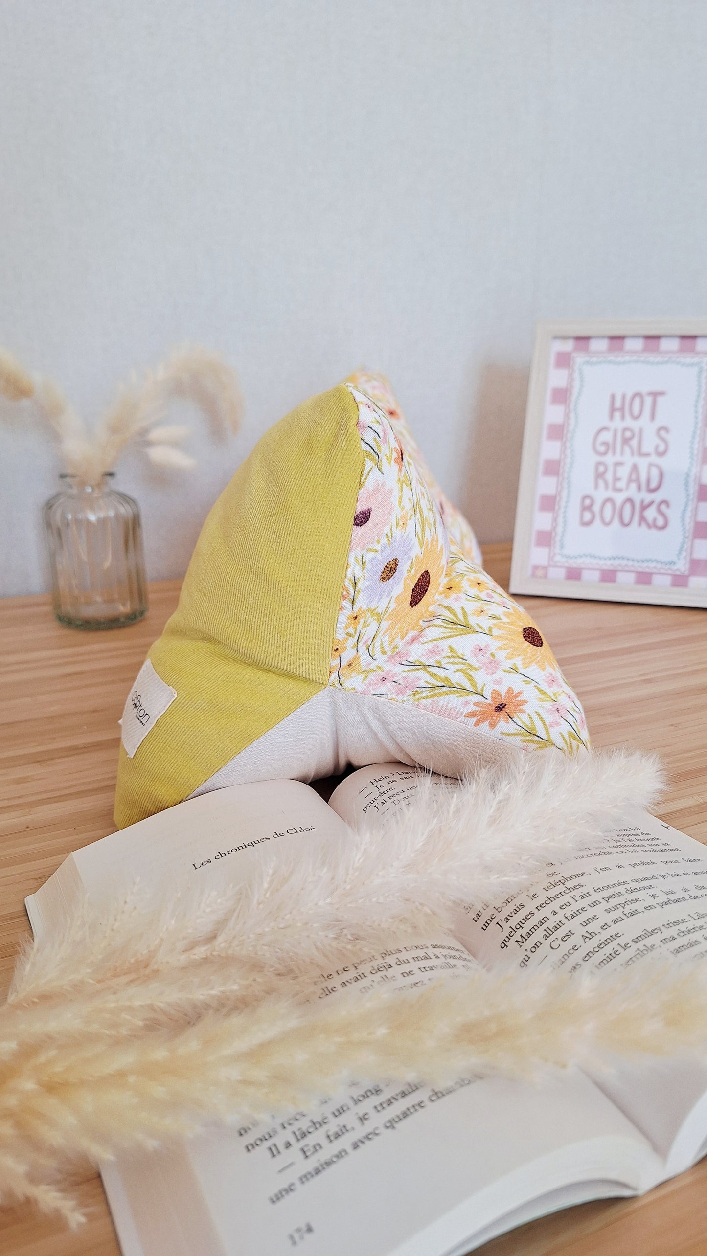 Coussin de lecture ergonomique artisanal - Coton biologique, fait main, pour lire sans douleur