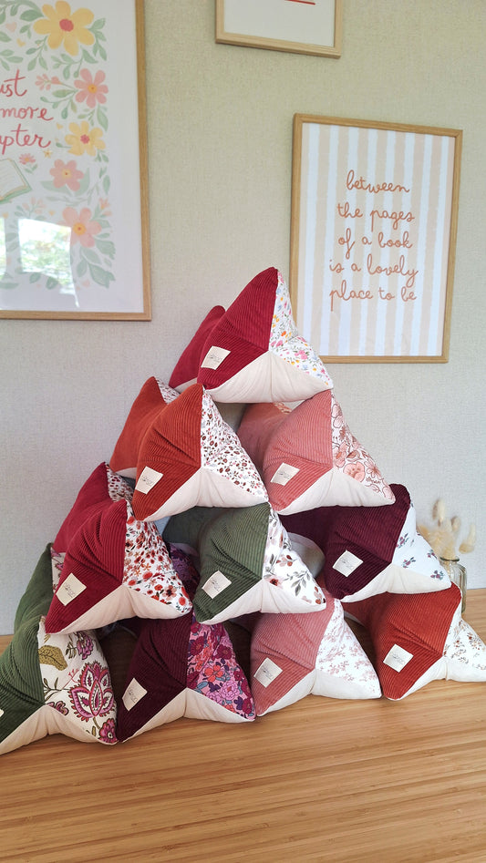 Coussin de lecture ergonomique artisanal - Coton biologique, fait main, pour lire sans douleur